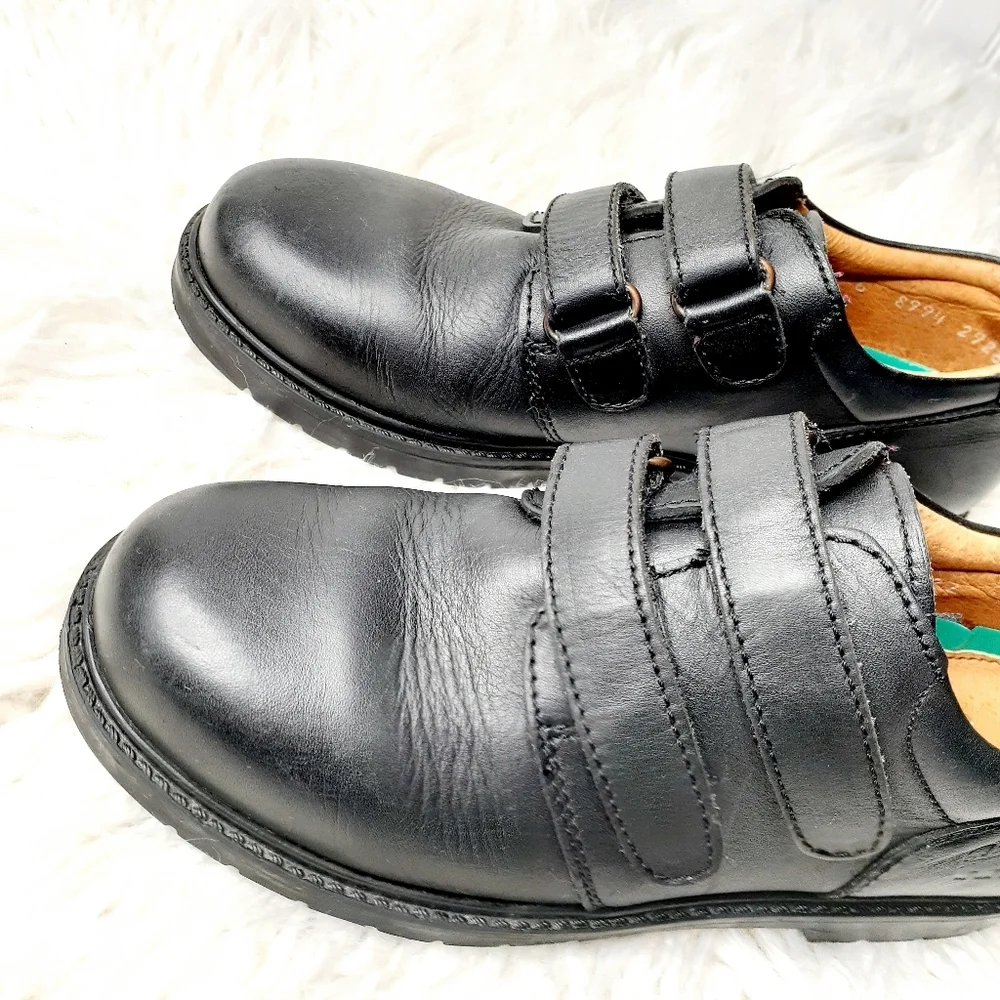 Elefanten Black Leather Hook& Loop Shoes I717